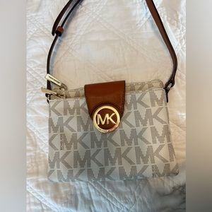 Michael Kors monogram crossbody body purse bag handbag
